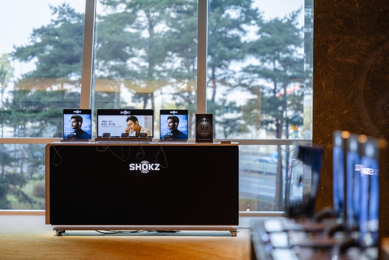 260331 샥즈 신제품 기자간담회_블로그&인스타그램 피드용-6.jpeg